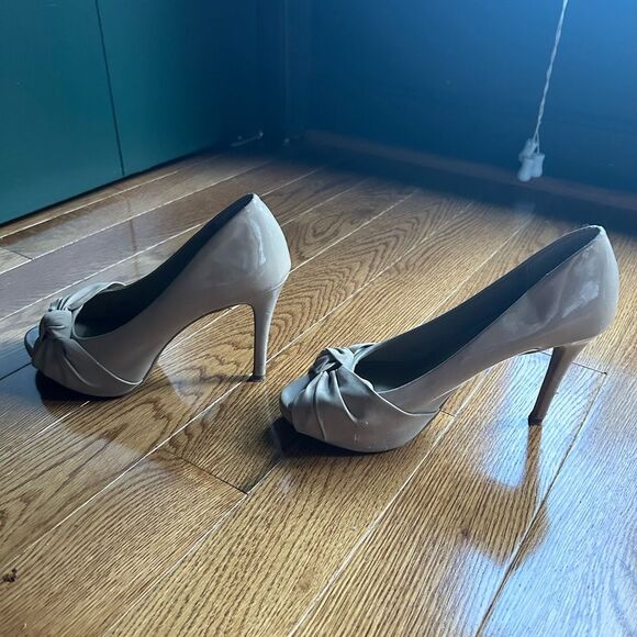 Nude Peep-Toe Heels - Picture 9 of 12